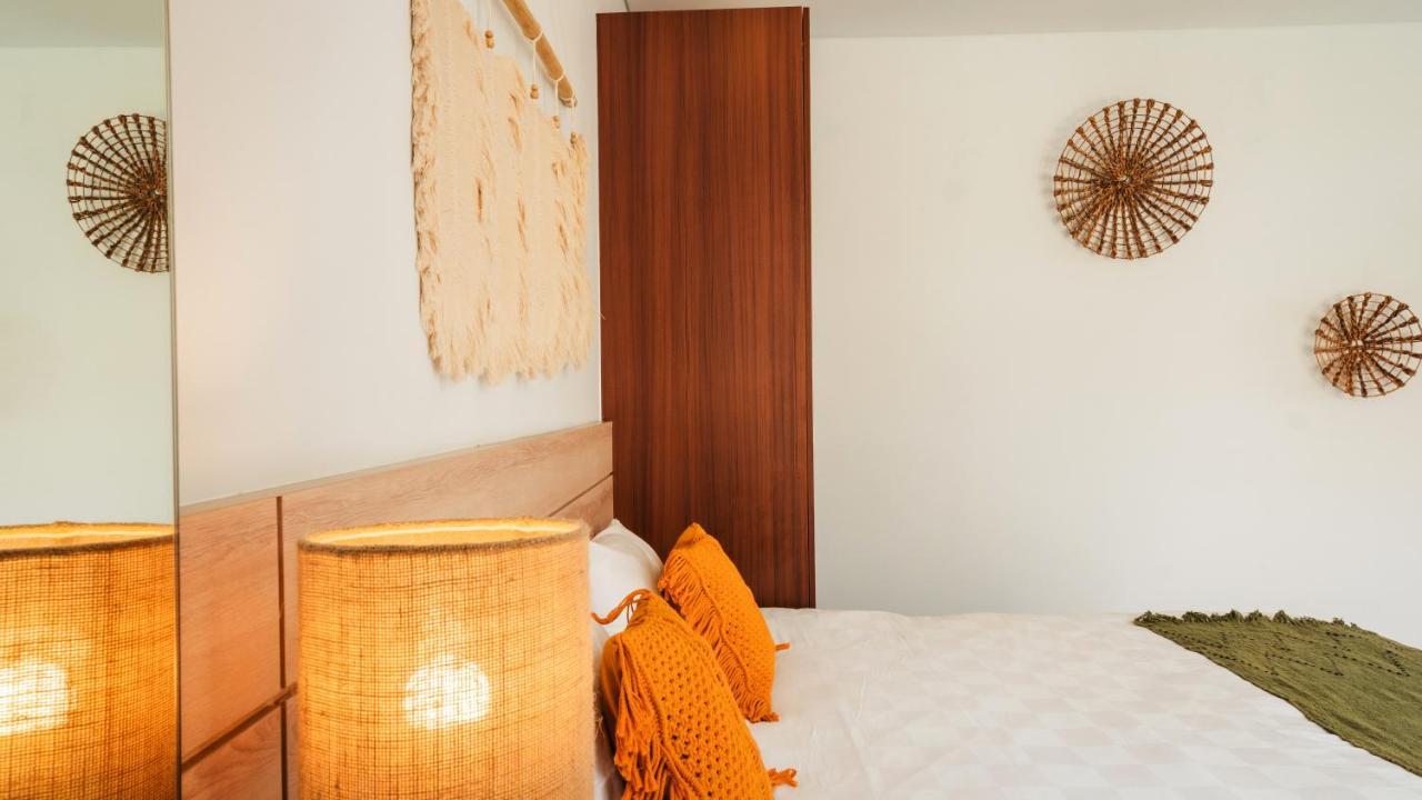 Cosy And Cheerful 2 Bedroom Villa 5Mins To Finns Canggu  Exterior photo